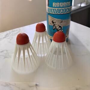 Vintage Regent 3 Shuttlecocks in Blue Tin Can Made in England Model No. 12007